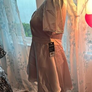 NWT Essentials by Milano Tunic Top with attached Tie Belt